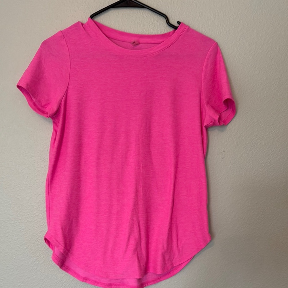 Beyond Yoga Pink Short Sleeve Tee